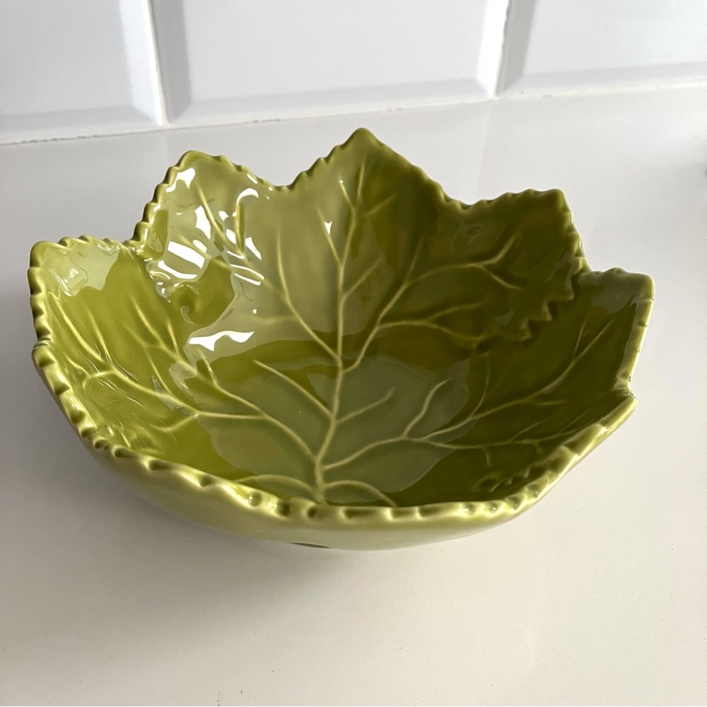 Vintage Olfaire Majolica Portugal Green Cabbage Textured Leaf Bowl